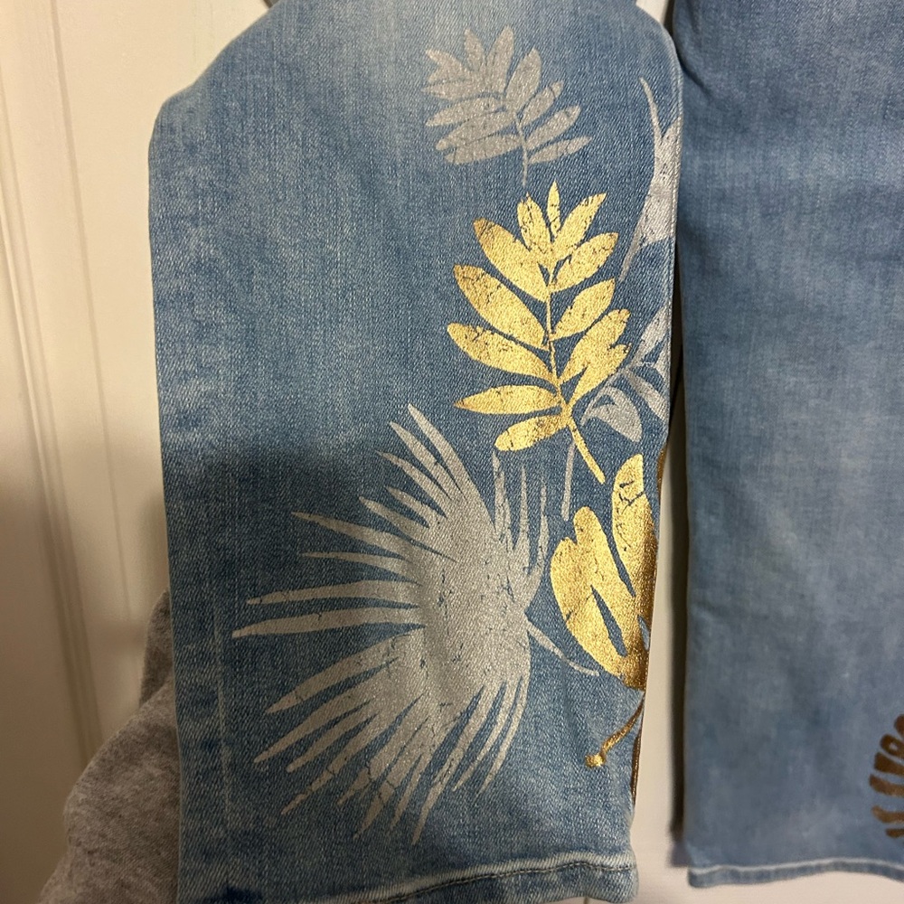 White House Black Market Sky Blue Cropped Jeans